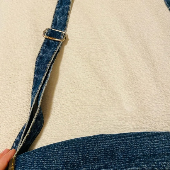 Purse- Blue Jean Crossbody with Adjustable Strap Velcro Closure with Pins EUC - Picture 7 of 15